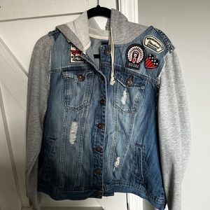 Forever 21 denim jacket with hood and sleeves. Size 2xl